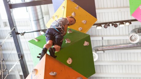 Klettern - Spaß für die Kids | © Serfaus-Fiss-Ladis/Tirol