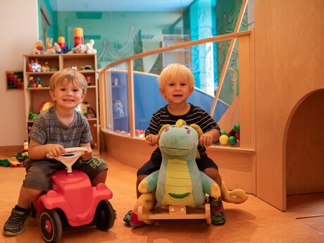 Kleinkinderbetreuung in Serfaus-Fiss-Ladis | © Seilbahn Komperdell GmbH | Andreas Kirschner
