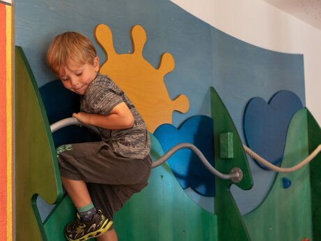 Murmlikrippe Serfaus | © Seilbahn Komperdell GmbH | Andreas Kirschner