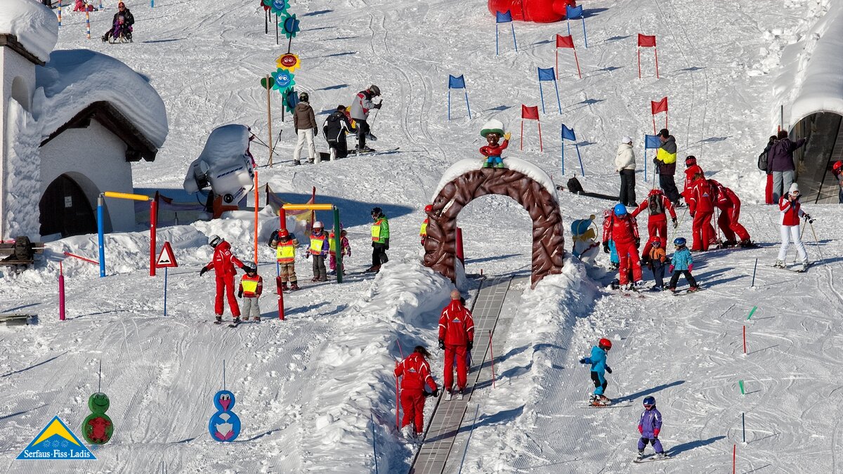 Skikurs in der Kinderschneealm | © Serfaus-Fiss-Ladis/Tirol