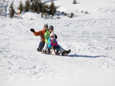 Tobogganing with infants in Serfaus-Fiss-Ladis in Tyrol | © Andreas Kirschner