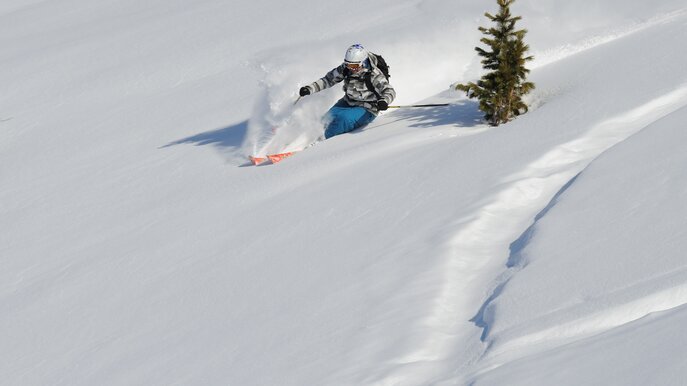 Tiefschneefahren und Spaß auf der Piste in Serfaus-Fiss-Ladis in Tirol | © Sepp Mallaun