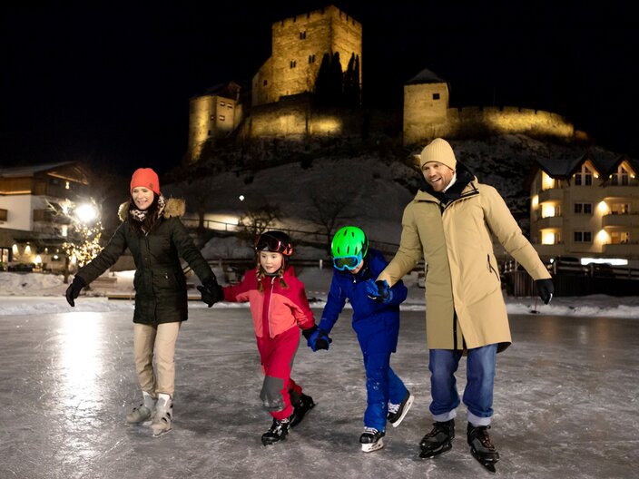 Eislaufen - Spaß für die ganze Familie | © Serfaus-Fiss-Ladis Markting GmbH