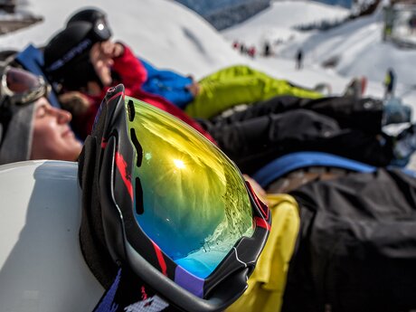 Sonne genießen - wohlfühlen direkt an der Piste | © Andreas Kirschner