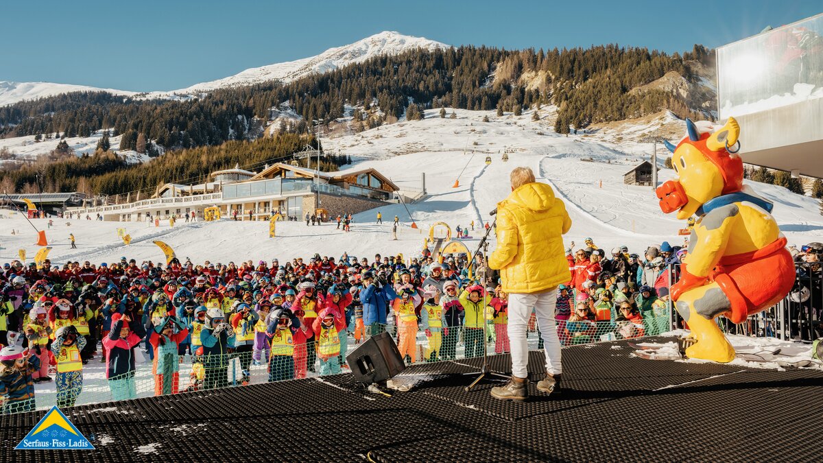 Volker Rosin sorgt in Bertas Kinderland in Fiss-Ladis für beste Unterhaltung | © Skischule Fiss-Ladis
