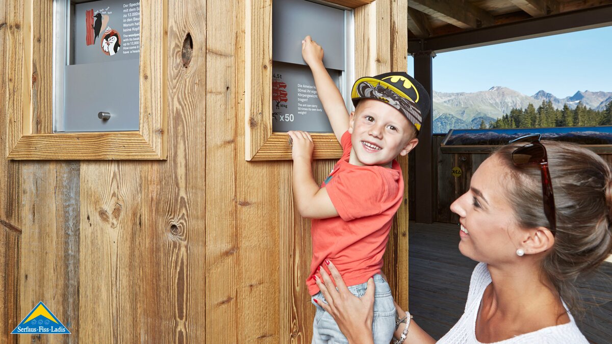 Infotafeln im Erlebnispark Hög in Serfaus | © Serfaus-Fiss-Ladis/Tirol