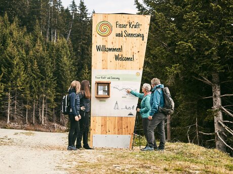 Kraft- und Sinnesweg in Fiss | © christianwaldegger.com