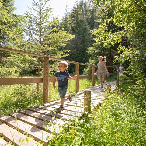 Kinder wandern in Serfaus-Fiss-Ladis
