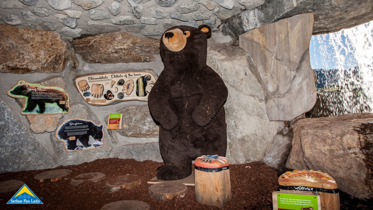 Abenteuer in der Bärenhöhle am Wolfsee in Fiss | © Serfaus-Fiss-Ladis Marketing GmbH