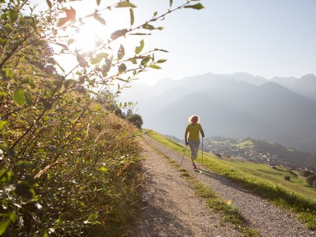 Nordic Walking in den Alpen in Serfaus-Fiss-Ladis  | © Serfaus-Fiss-Ladis Marketing GmbH | Andreas Kirschner