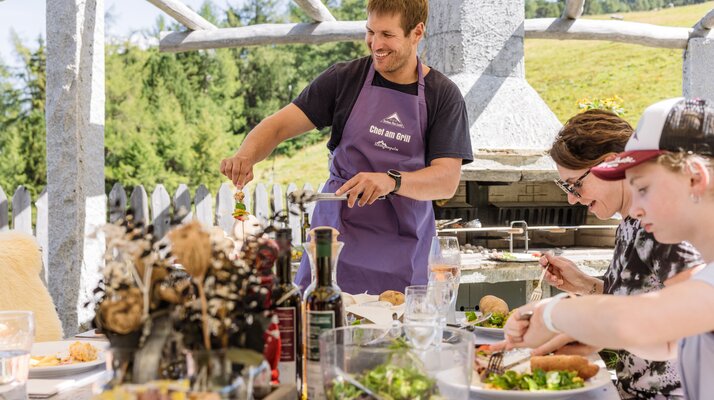 Der exklusive Grillplatz auf der Fisser Nordseite in Serfaus-Fiss-Ladis. | © christianwaldegger.com