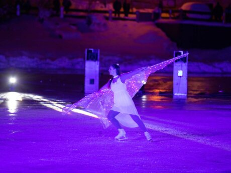 Magische Momente beim Fire & Ice am Schlossweiher in Ladis in Tirol | © Andreas Kirschner