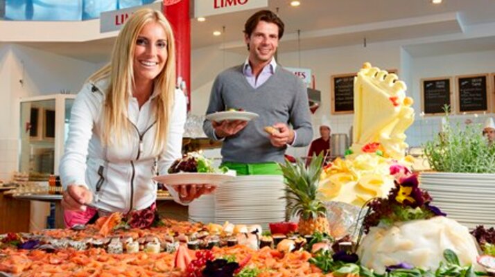 Nightflow Fiss - Genussbuffet Möseralm | © Serfaus-Fiss-Ladis/Tirol