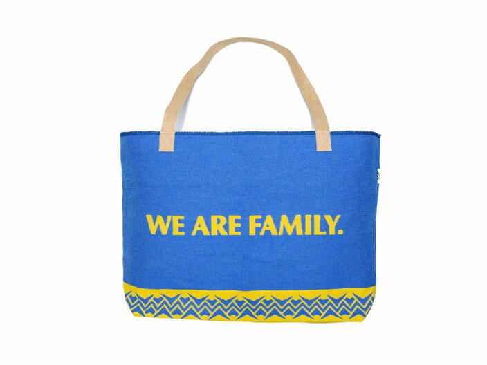 Serfaus-Fiss-Ladis Strandtasche aus nachhaltiger Recyclingbaumwolle. | © Serfaus-Fiss-Ladis Marketing GmbH | Fabian Schirgi