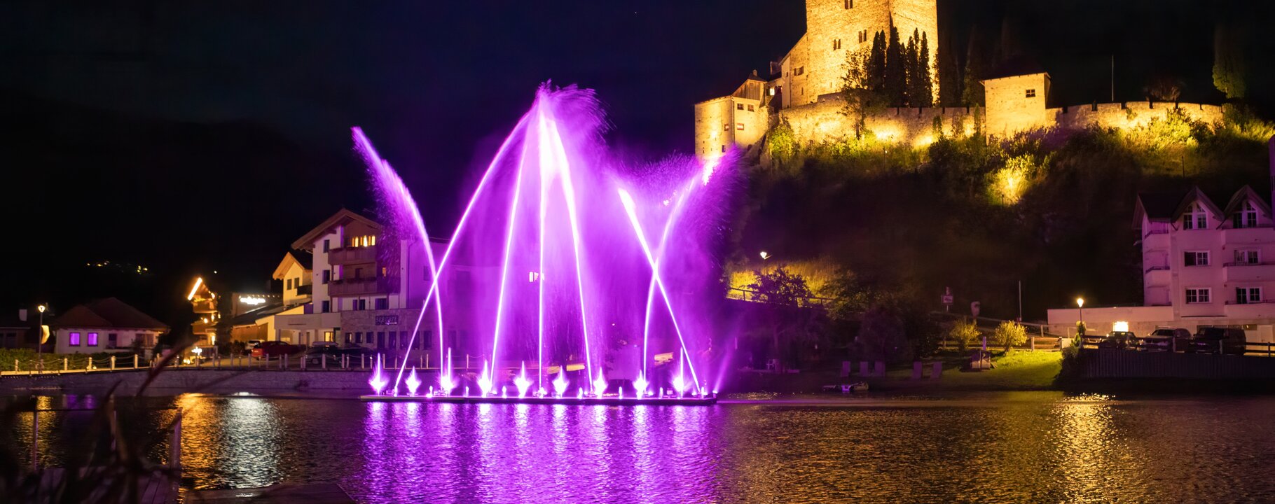 Magic Ladis Wassershow-Spektakel am Lader Weiher in Serfaus-FIss-Ladis | © Serfaus-Fiss-Ladis Marketing GmbH | Andreas Kirschner