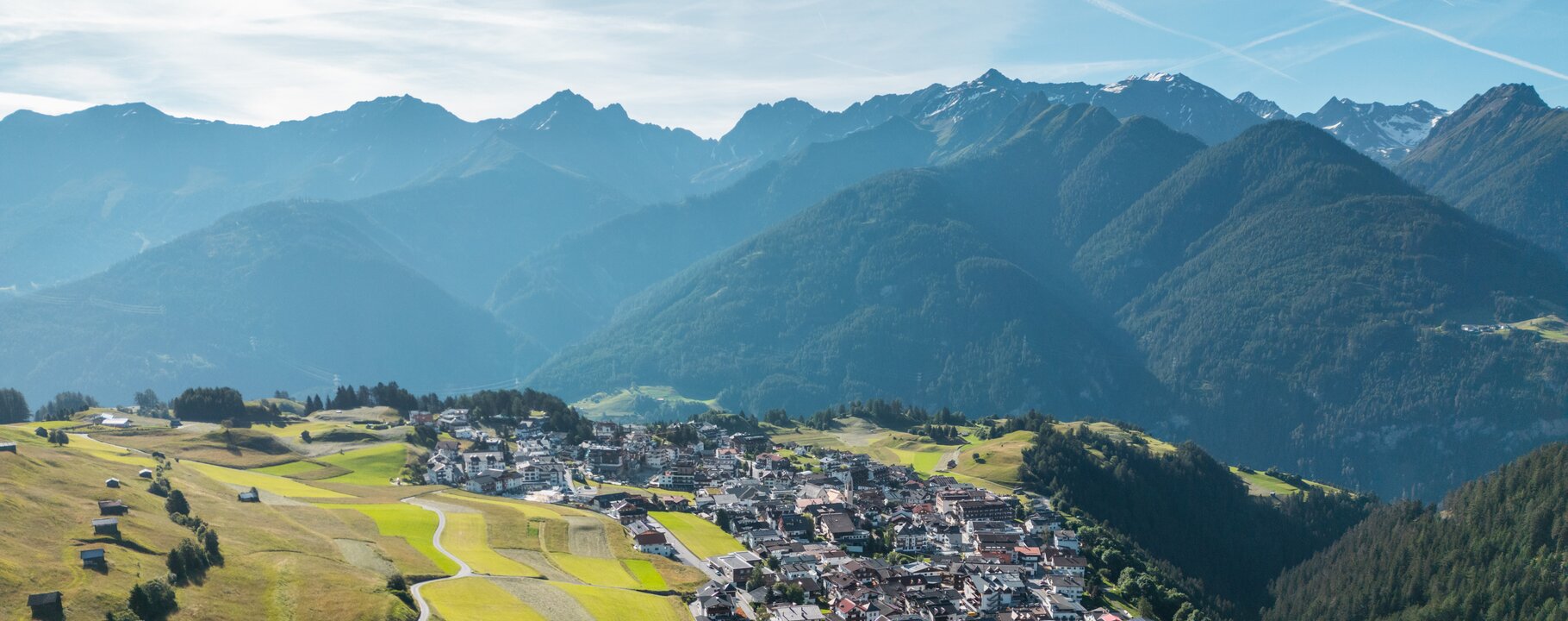 Das Dorf Serfaus in Serfaus-FIss-Ladis von oben | © Serfaus-Fiss-Ladis Marketing GmbH | Fabian Schirgi