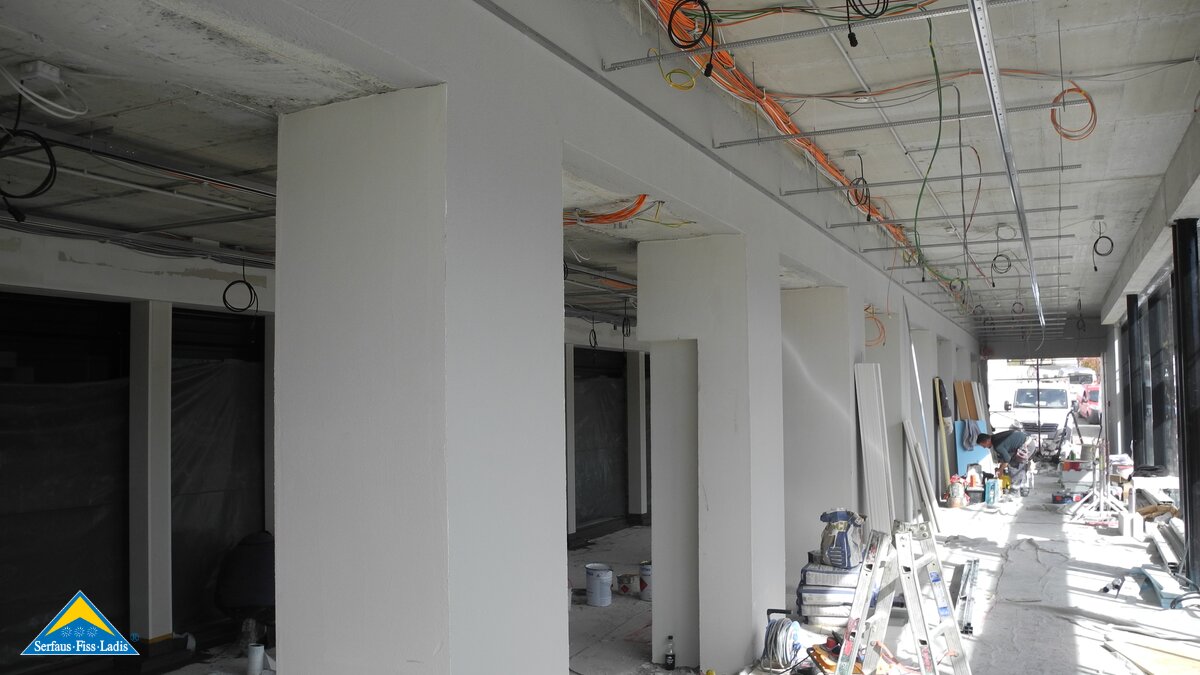 Ein Blick auf die Unterkonstruktionen der Decke bei der U-Bahn in Serfaus in Tirol | © Serfaus Fiss Ladis