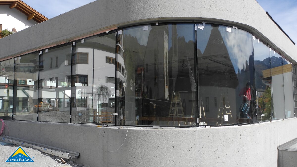 Die Verglasung bei der U-Bahn Station Kirche in Serfaus Fiss Ladis | © Serfaus Fiss Ladis