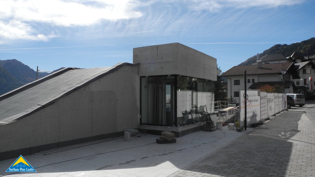 Der obere Zugangsbereich zur U-Bahn Station Parkplatz wird fertiggestellt | © Serfaus Fiss Ladis