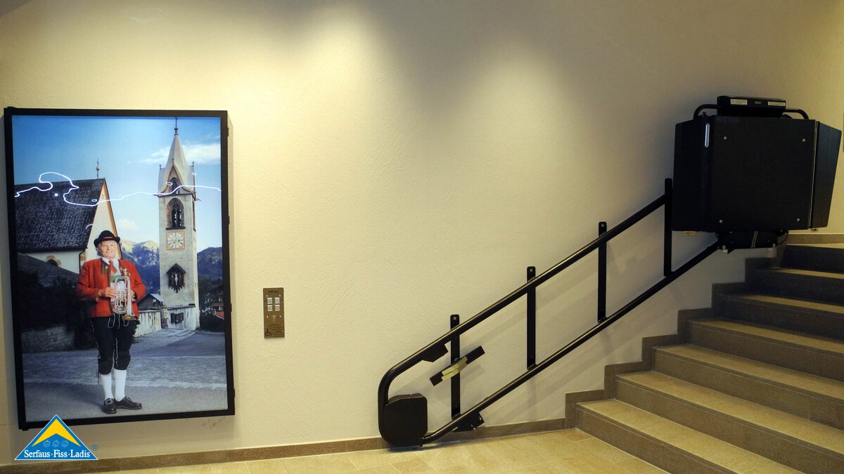 Auch ein Treppenlift ist in der neuen Station Zentrum verfügbar | © Serfaus-Fiss-Ladis
