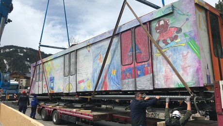 Die alten Wagons werden abtransportiert  | © Serfaus-Fiss-Ladis