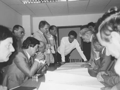 Eine Infoveranstaltung im Dorf Serfaus zum U-Bahn-Bau in Tirol | © Gemeinde Serfaus