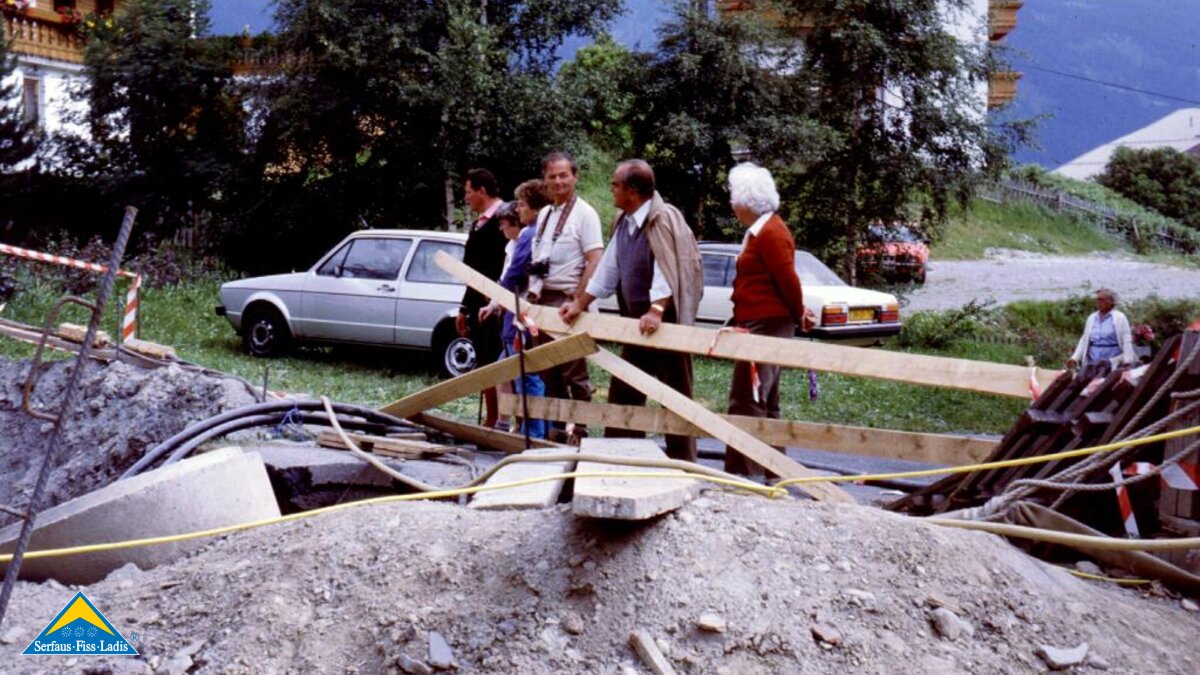 Die Baufortschritte bei der U-Bahn Serfaus wurden genauestens von der Serfauser Bevölkerung beobachtet | © Joep Langen