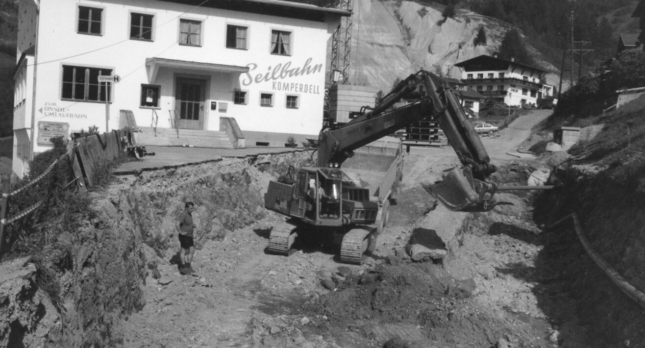 Grabungsarbeiten bei der Seilbahn Komperdell für die U-Bahn Serfaus in Tirol | © Gemeinde Serfaus