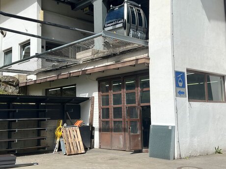 Übersiedelung Schlosserei der Serfauser Seilbahn Baublog Komperdellbahn Hintergrundberichte Serfaus-Fiss-Ladis in Tirol | © Seilbahn Komperdell GmbH