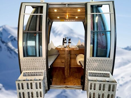 Eine ausgebaute Gondel der Komperdellbahn aus Serfaus-Fiss-Ladis Tirol Österreich | © Seilbahn Komperdell GmbH