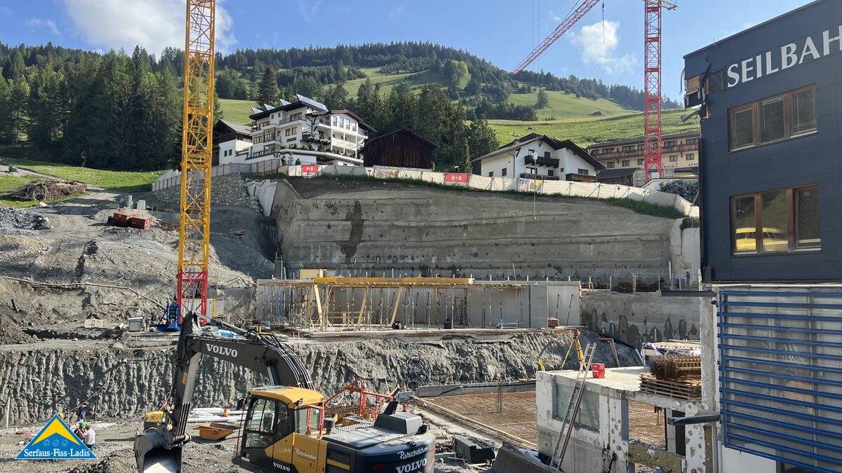 Bauarbeiten an der Talstation für die neue Komperdellbahn in Serfaus in Tirol Österreich | © Seilbahn Komperdell GmbH