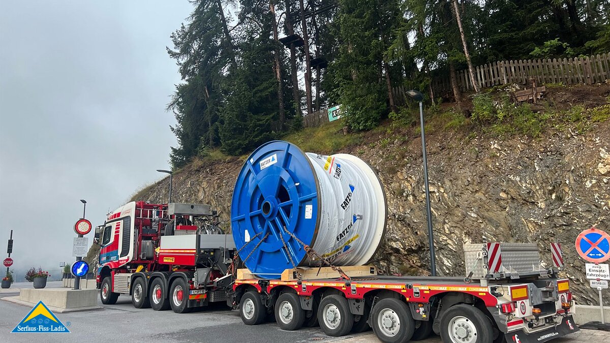 Anlieferung des Stahlseils für die obere Sektion der neuen Komperdellbahn in Serfaus-Fiss-Ladis Tirol Österreich | © Seilbahn Komperdell GmbH