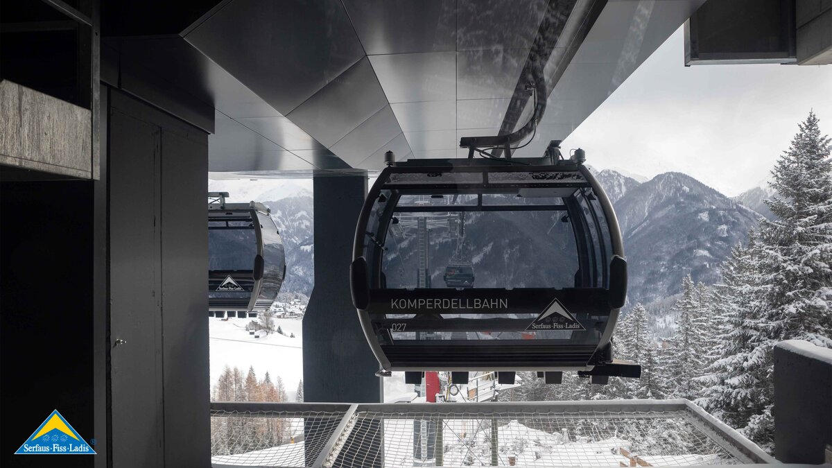 Einfahrt einer Gondel in die neue Zwischenstation der Komperdellbahn in Serfaus | © Seilbahn Komperdell GmbH