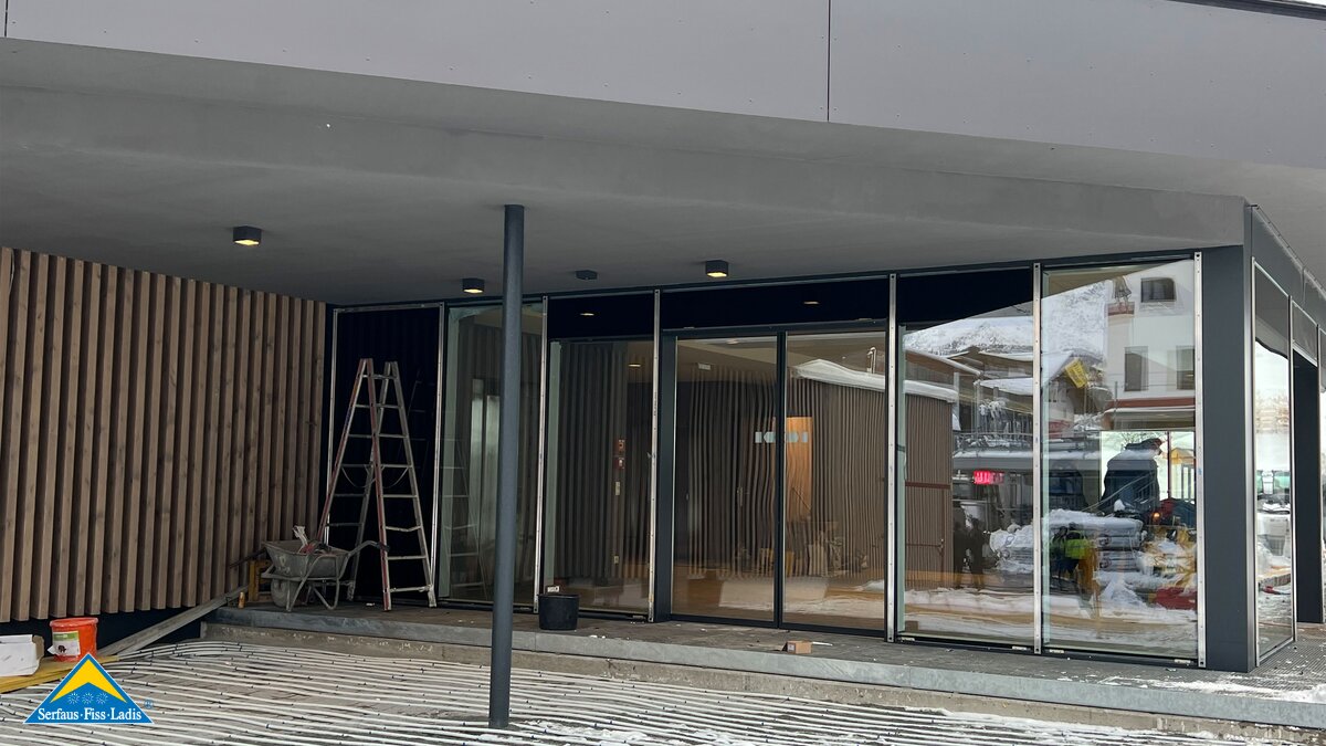 Der Eingangsbereich zur Talstation der neuen Komperdellbahn in Serfaus Fiss Ladis Tirol | © Seilbahn Komperdell GmbH