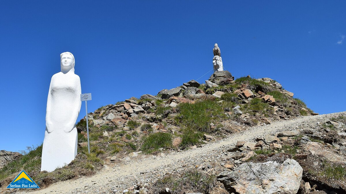 Imposante Skulpturen am Kunstweg | © Serfaus Fiss Ladis