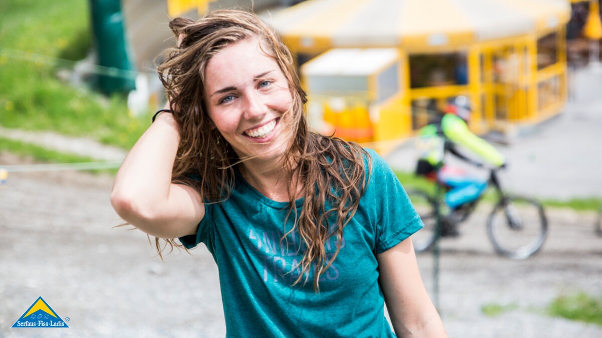 Celine Blochberger Guide im Bikepark Serfaus Fiss Ladis im Porträt | © Socialweb