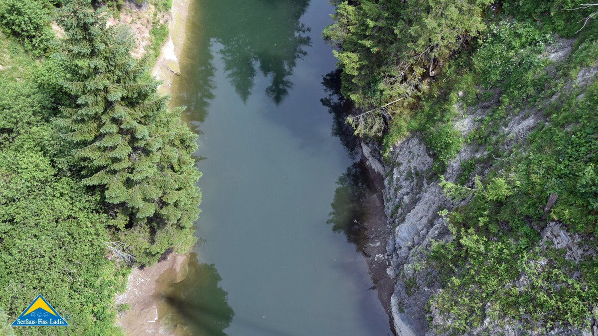 Blick von der Zeno-Brücke auf den Argebach in Serfaus Fiss Ladis in Tirol | © Serfaus Fiss Ladis