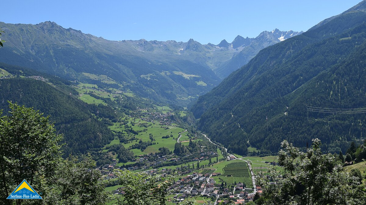 Aussicht nach Prutz und in Kaunertal | © Serfaus-Fiss-Ladis/Tirol