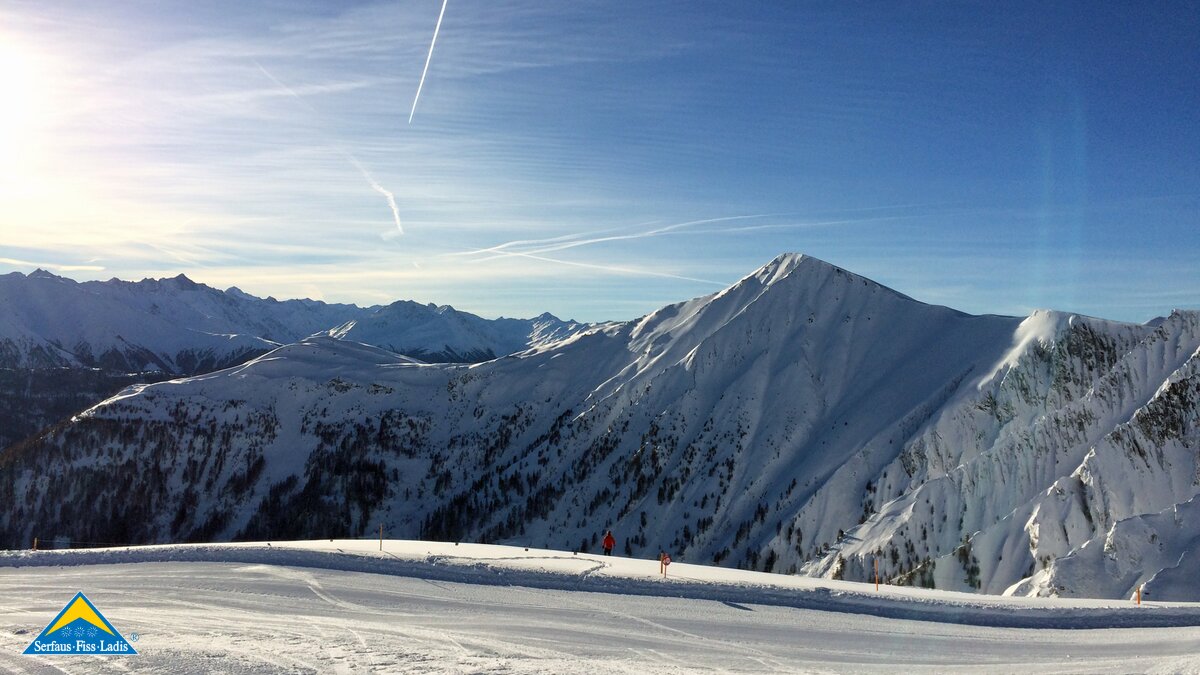 Ein traumhafter Wintertag in Serfaus-Fiss-Ladis bei der Fahrt mit dem Masner Express in Tirol | © Serfaus-Fiss-Ladis