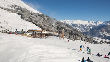 Die Möseralmabfahrt im Skigebiet Serfaus-Fiss-Ladis in Tirol in Österreich | © Andreas Kirschner
