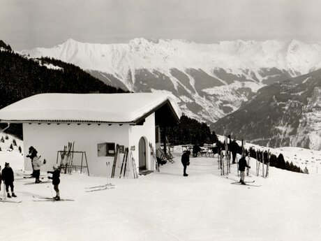 Alte Möseralm Sechziger Jausenstation Fotografien alte Bergrestaurant Familienregion Serfaus-Fiss-Ladis in Tirol | © Fisser Bergbahnen GmbH
