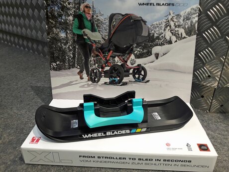 Die Wheel Blades sind eine gute Hilfestellung um den Kinderwagen durch den Schnee zu schieben | © Serfaus-Fiss-Ladis