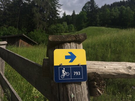 Radweg-Beschilderung in Serfaus-Fiss-Ladis in Tirol | © Serfaus-Fiss-Ladis