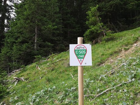Hinweisschild am Singletrail in Serfaus-Fiss-Ladis in Tirol | © Serfaus-Fiss-Ladis