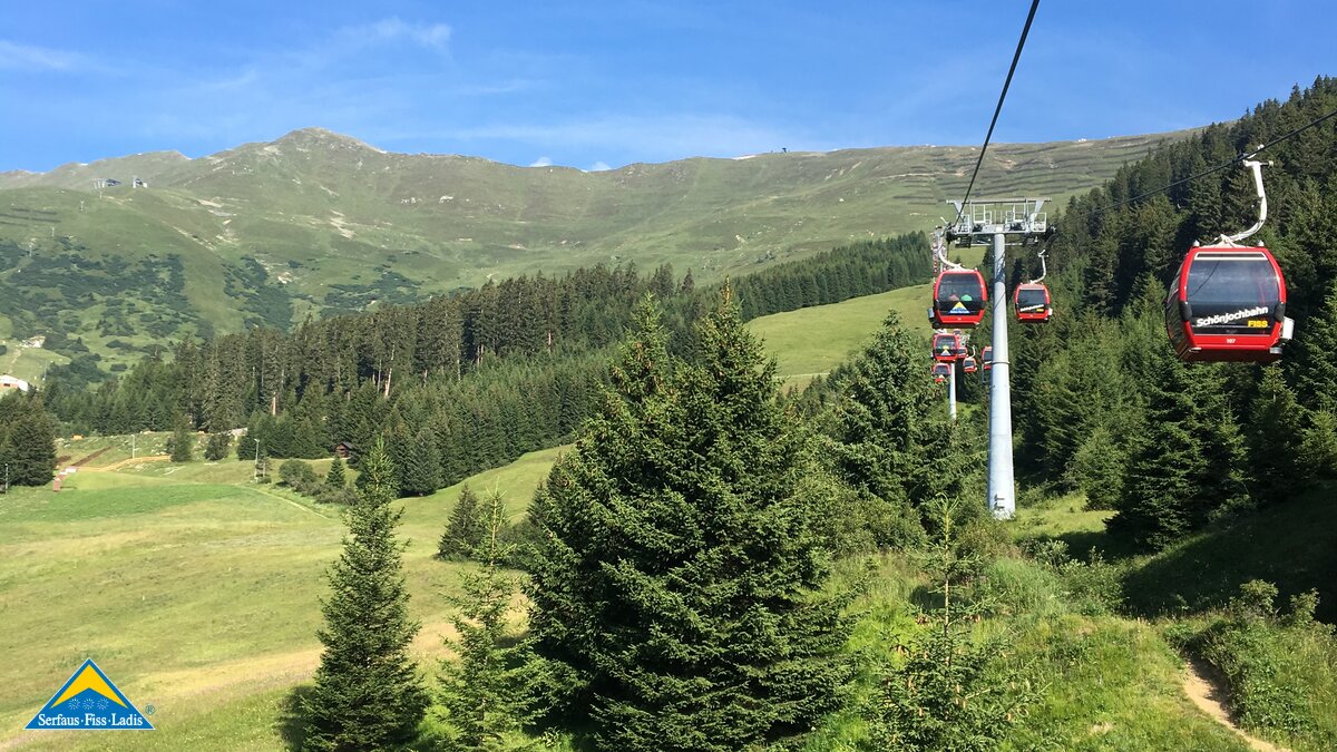 Auffahrt mit der Schönjochbahn auf das Fisser Joch in Serfaus-Fiss-Ladis in Österreich | © Serfaus-Fiss-Ladis