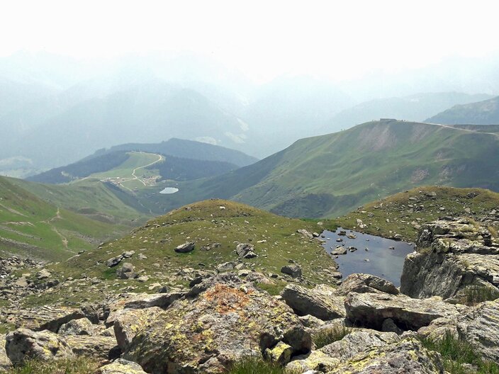 Traumhafter Ausblick vom Murmeltiersteig in Serfaus-Fiss-Ladis in Tirol auf die Bergwelt in Österreich | © Serfaus-Fiss-Ladis