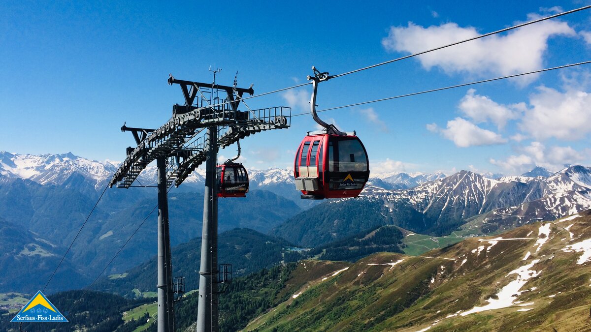 Die Schönjochbahn mit Blick in Richtung Högsee und Serfaus in Tirol | © Serfaus-Fiss-Ladis