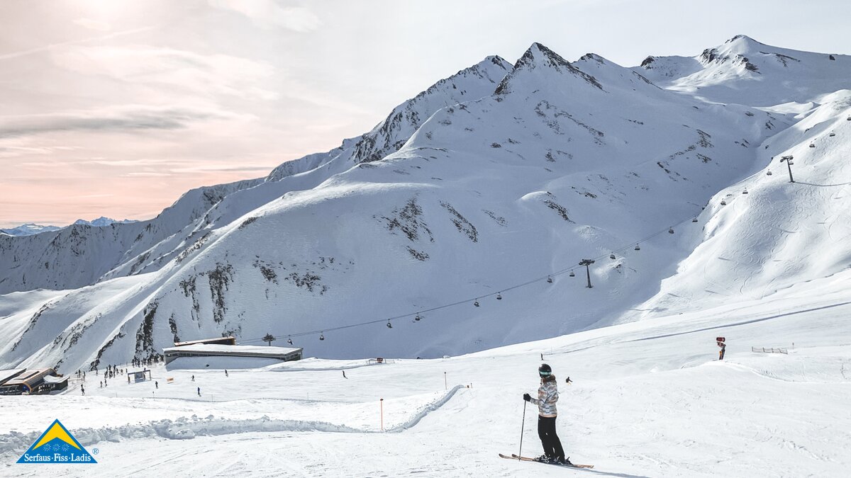 214 Pistenkilometer warten in Serfaus-Fiss-Ladis in Tirol auf skibegeisterte Wintersportler. Das ist Familien Winterurlaub in Österreich | © Jana Zieseniss, www.sonne-wolken.de
