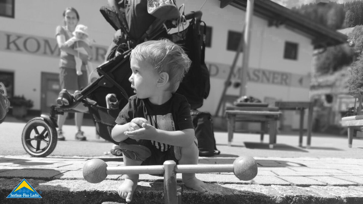 Die Gondelbahnen in der Familienregion Serfaus-Fiss-Ladis in Tirol befördern Gäste bequem und schnell hinauf auf die Berge | © Serfaus-Fiss-Ladis