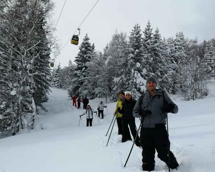 Auf Schneeschuhen durch die wunderbare Winterlandschaft von Serfaus-Fiss-Ladis wandern Winter Familie Tirol Österreich Schneeschuhe | © Serfaus-Fiss-Ladis Marketing GmbH